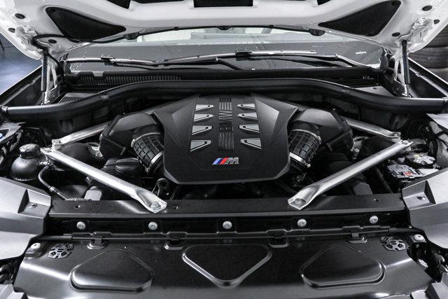 2026 BMW X7 M60i