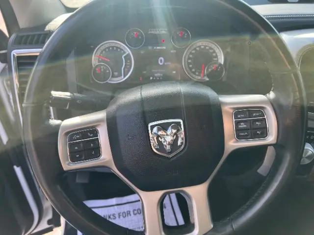 2017 Ram 1500 Laramie Crew Cab 4x2 5'7" Box