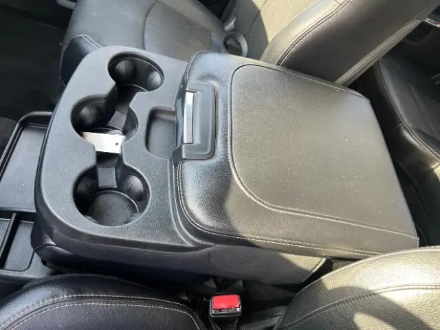 2017 Ram 1500 Laramie Crew Cab 4x2 5'7" Box