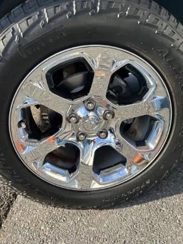 2017 Ram 1500 Laramie Crew Cab 4x2 5'7" Box