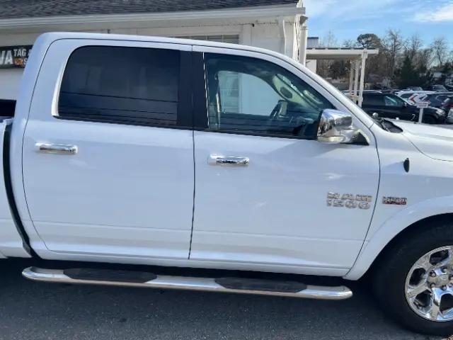 2017 Ram 1500 Laramie Crew Cab 4x2 5'7" Box
