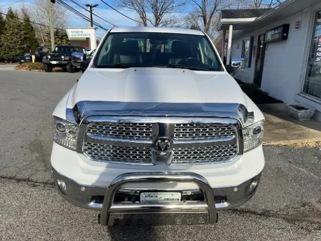 2017 Ram 1500 Laramie Crew Cab 4x2 5'7" Box