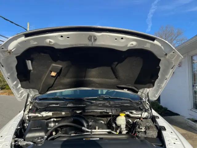 2017 Ram 1500 Laramie Crew Cab 4x2 5'7" Box
