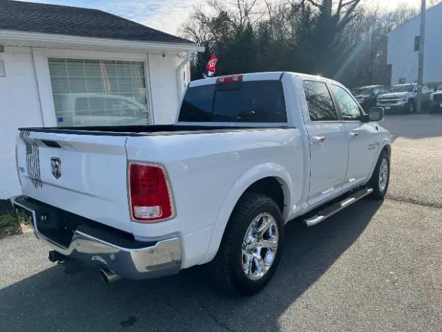 2017 Ram 1500 Laramie Crew Cab 4x2 5'7" Box