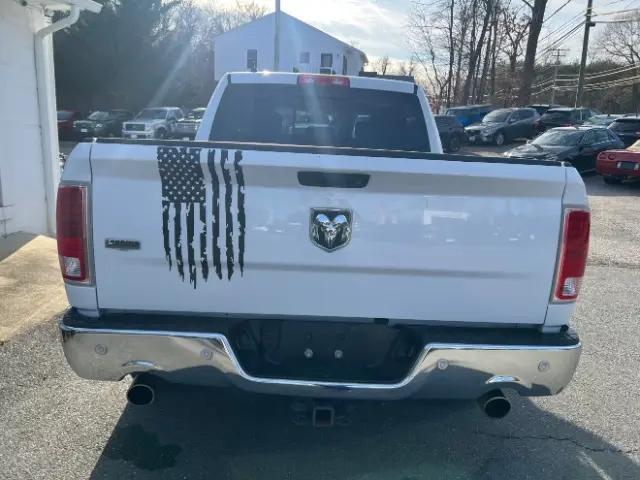 2017 Ram 1500 Laramie Crew Cab 4x2 5'7" Box