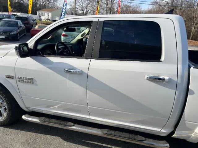 2017 Ram 1500 Laramie Crew Cab 4x2 5'7" Box