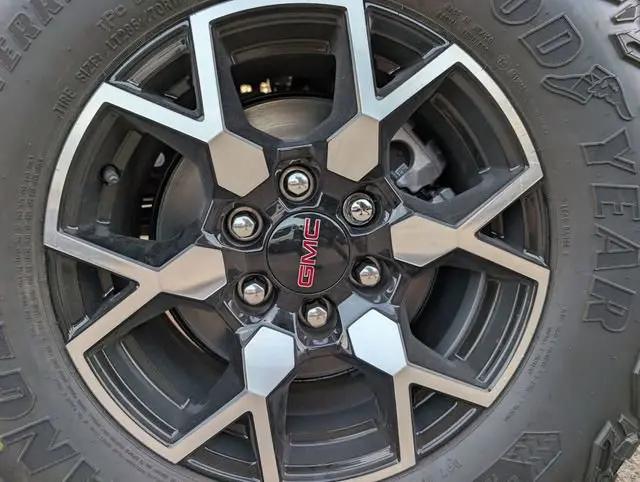 2026 GMC Canyon AT4X, 4WD