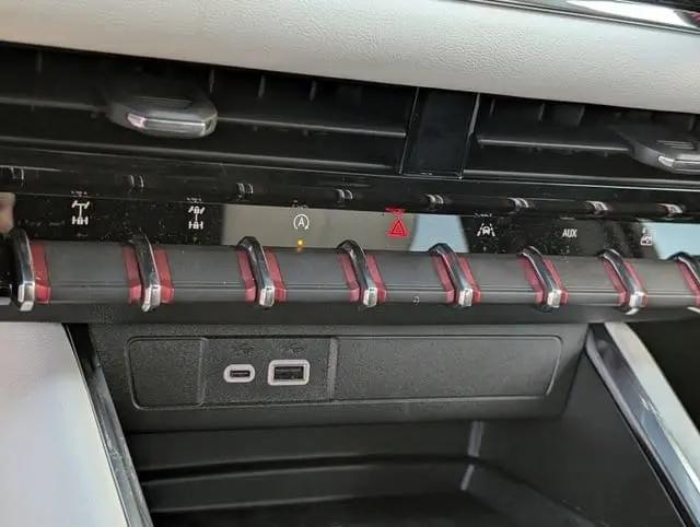 2026 GMC Canyon AT4X, 4WD