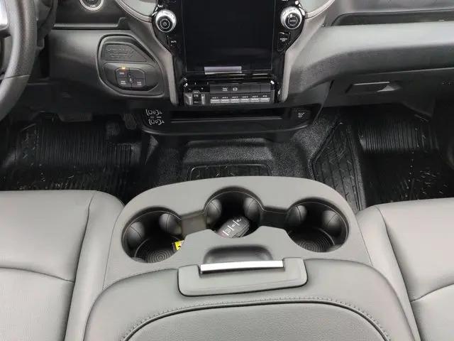 2026 Ram 3500 Tradesman/Big Horn