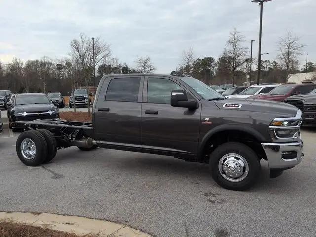 2026 Ram 3500 Tradesman/Big Horn