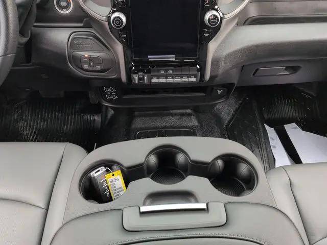 2026 Ram 3500 Tradesman/Big Horn