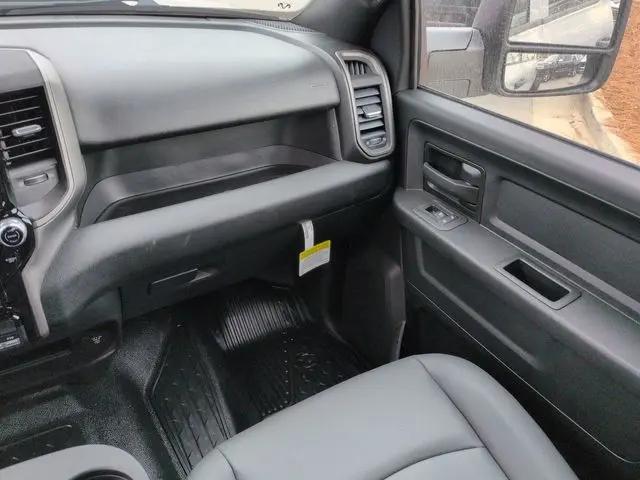 2026 Ram 3500 Tradesman/Big Horn