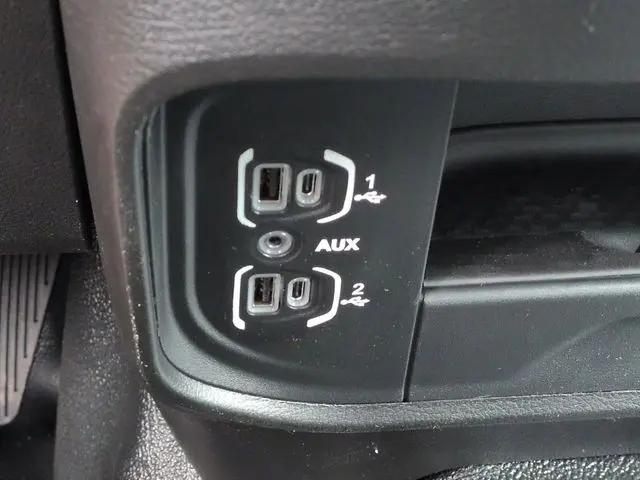 2026 Ram 3500 Tradesman/Big Horn
