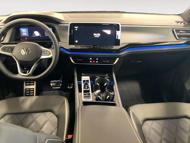 2026 Volkswagen Atlas Cross Sport SEL Premium R-Line