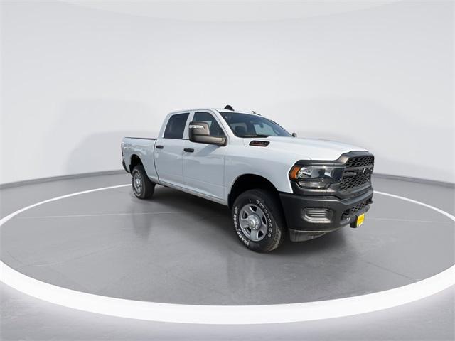 2023 RAM 2500 Tradesman Crew Cab 4x4 64 Box