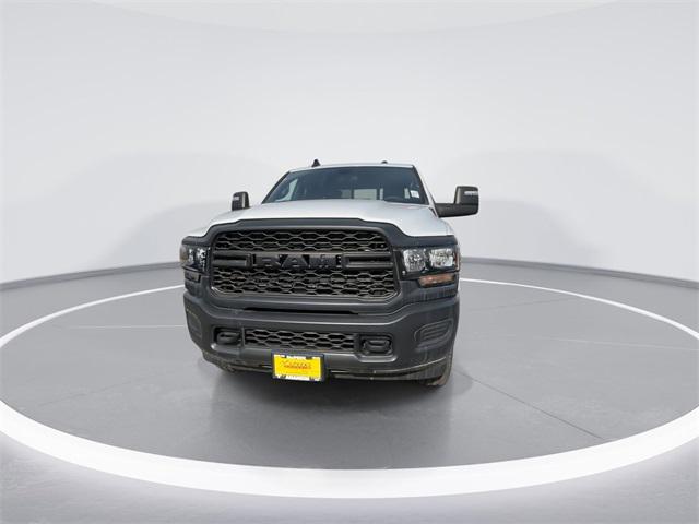 2023 RAM 2500 Tradesman Crew Cab 4x4 64 Box