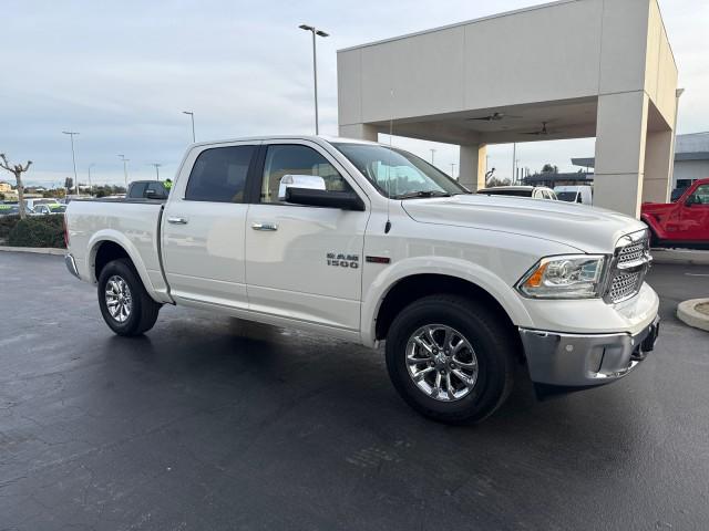 2018 RAM 1500 Laramie Crew Cab 4x4 57 Box