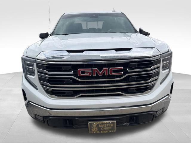 2023 GMC Sierra 1500 4WD Crew Cab Short Box SLT
