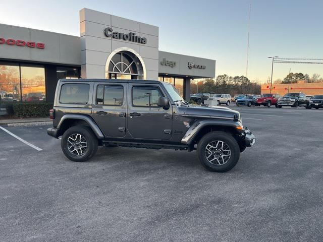 2025 Jeep Wrangler 4-Door Sahara 4x4