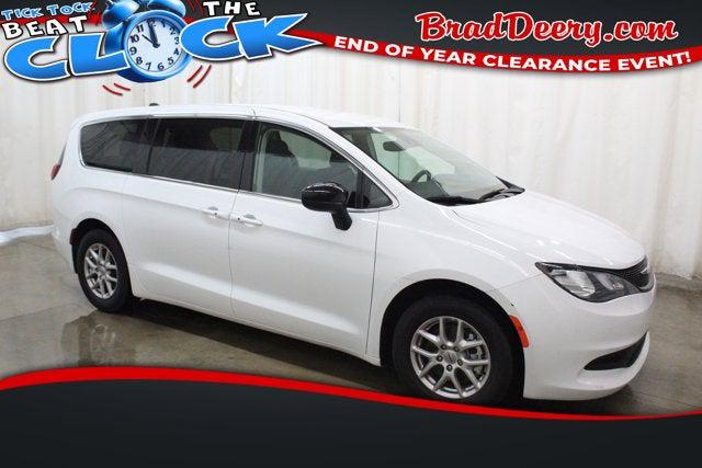 2024 Chrysler Voyager LX 2024 Chrysler Voyager LX