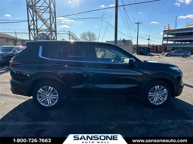 2024 Mitsubishi Outlander ES 2.5 S-AWC