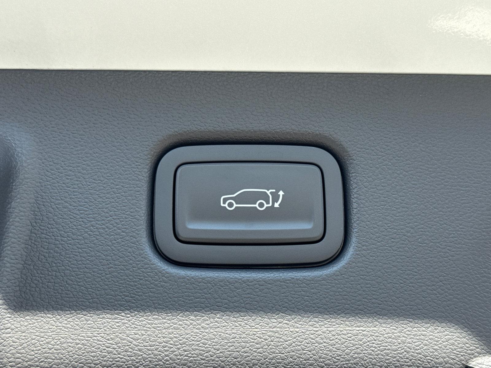 2026 Hyundai Kona Limited - Photo 15