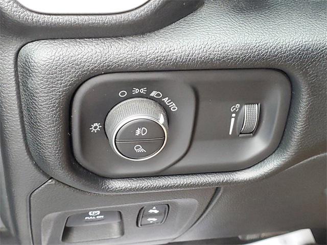 2020 Ram 1500 Big Horn Quad Cab 4x4 64 Box