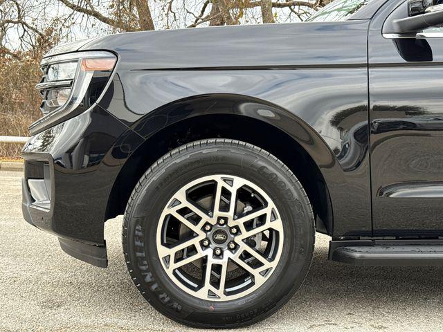 2026 Ford Expedition Max Active MAX