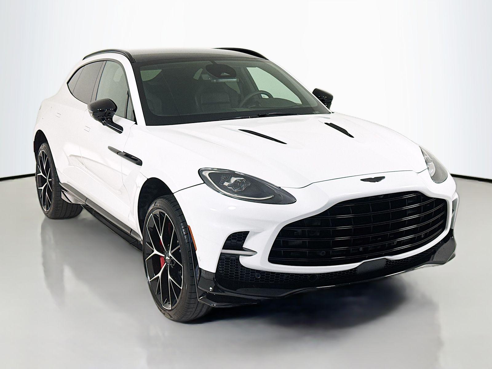 2026 Aston Martin DBX