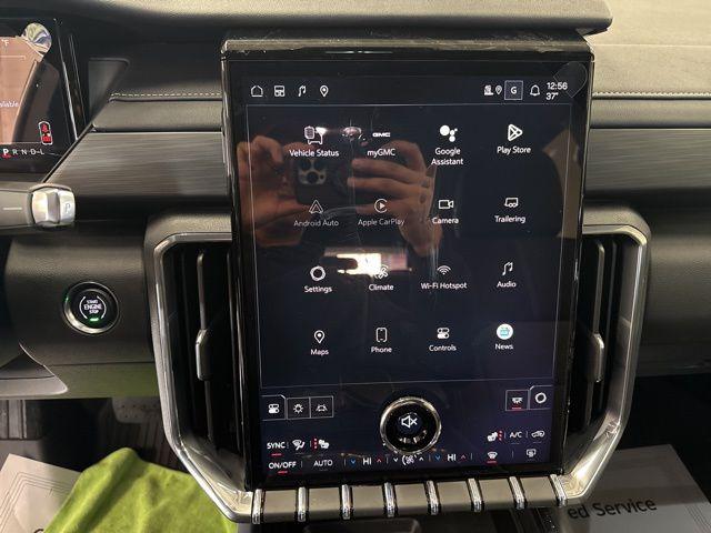 2026 GMC Acadia Elevation AWD