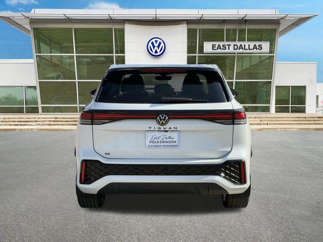 2026 Volkswagen Tiguan SE R-Line Black