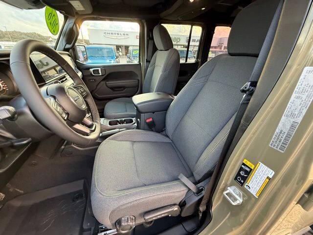 2026 Jeep Wrangler 4-Door Willys 4x4