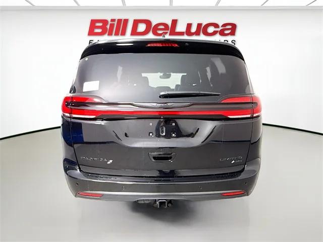 2026 Chrysler Pacifica Limited AWD