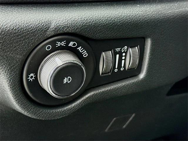 2026 Chrysler Pacifica Limited AWD