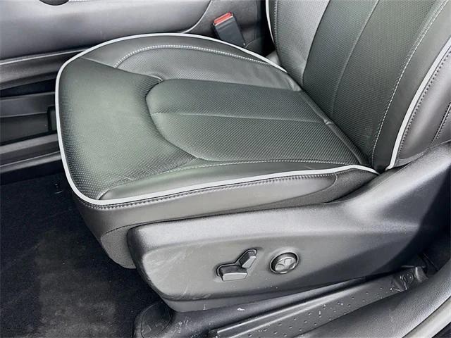2026 Chrysler Pacifica Limited AWD
