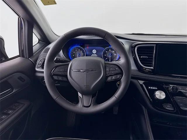 2026 Chrysler Pacifica Limited AWD