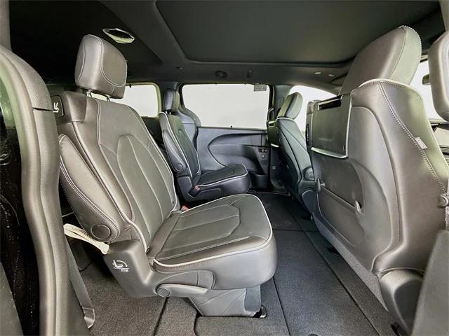 2026 Chrysler Pacifica Limited AWD