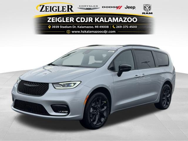 2026 Chrysler Pacifica Limited AWD for sale in Kalamazoo, MI