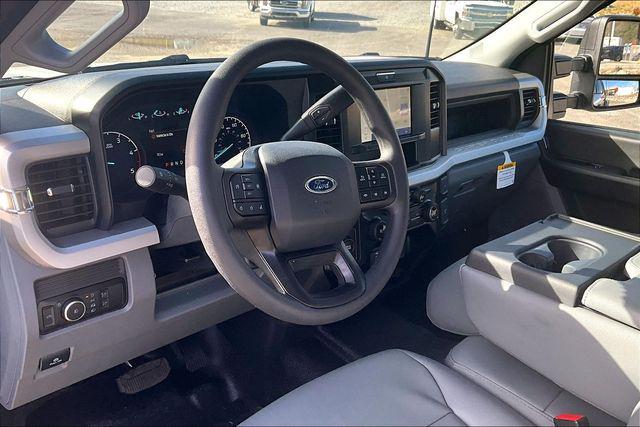 2026 Ford F-350 Crew Cab & Chassis 6.7L Diesel