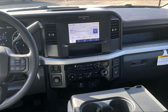 2026 Ford F-350 Crew Cab & Chassis 6.7L Diesel