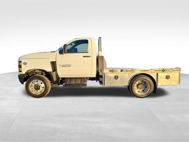 2020 Chevrolet Silverado 6500HD 1WT