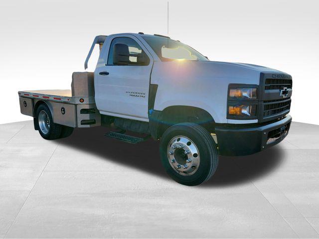 2020 Chevrolet Silverado 6500HD 1WT