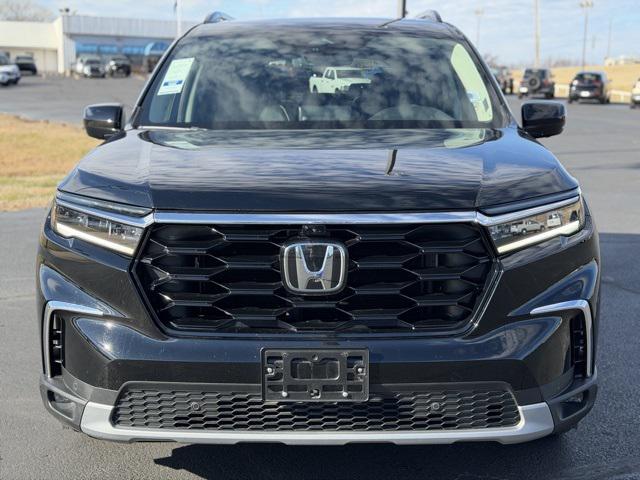 2023 Honda Pilot AWD Elite