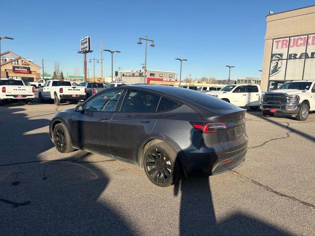 2022 Tesla Model Y Long Range Dual Motor All-Wheel Drive