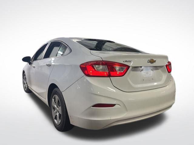 2016 Chevrolet Cruze LS Auto