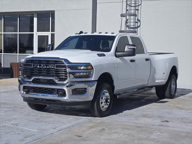 2026 RAM Ram 3500 RAM 3500 TRADESMAN CREW CAB 4X4 8 BOX