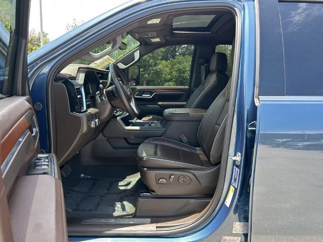 2025 GMC Sierra 3500HD 4WD Crew Cab Long Bed Denali