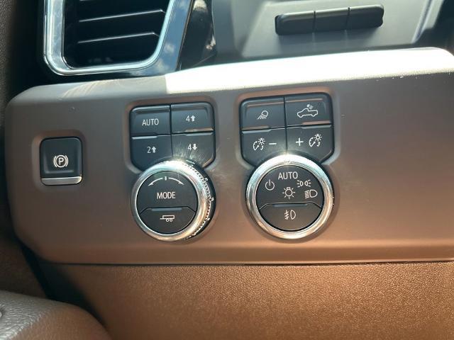 2025 GMC Sierra 3500HD 4WD Crew Cab Long Bed Denali
