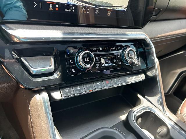 2025 GMC Sierra 3500HD 4WD Crew Cab Long Bed Denali