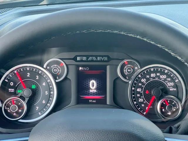 2025 RAM 2500 Big Horn Crew Cab 4x4 64 Box